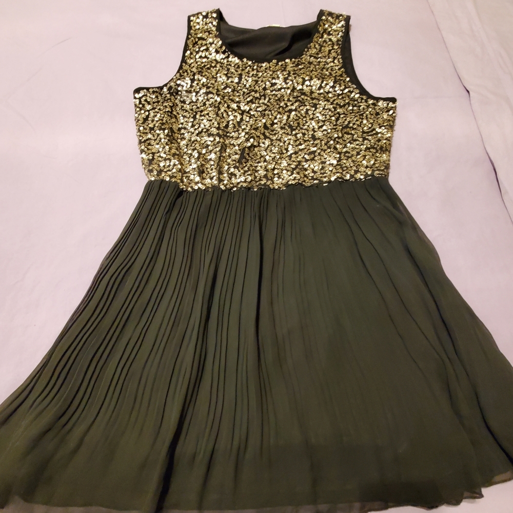 Gold sequin black dress